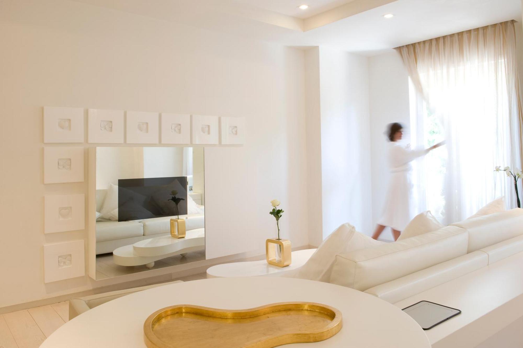 Junior Suite  - Free Spa Access