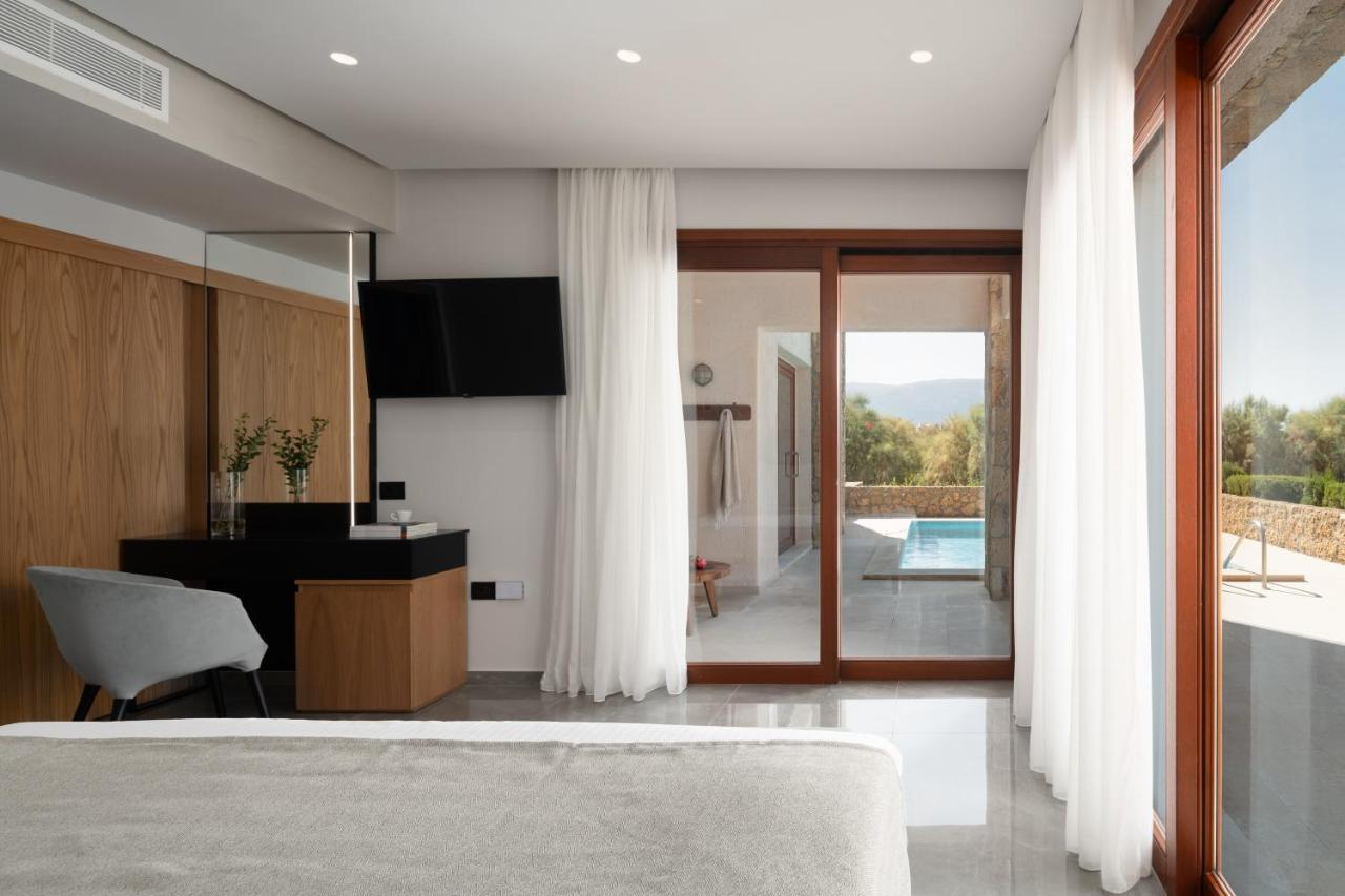 Suite Sea View Private Pool