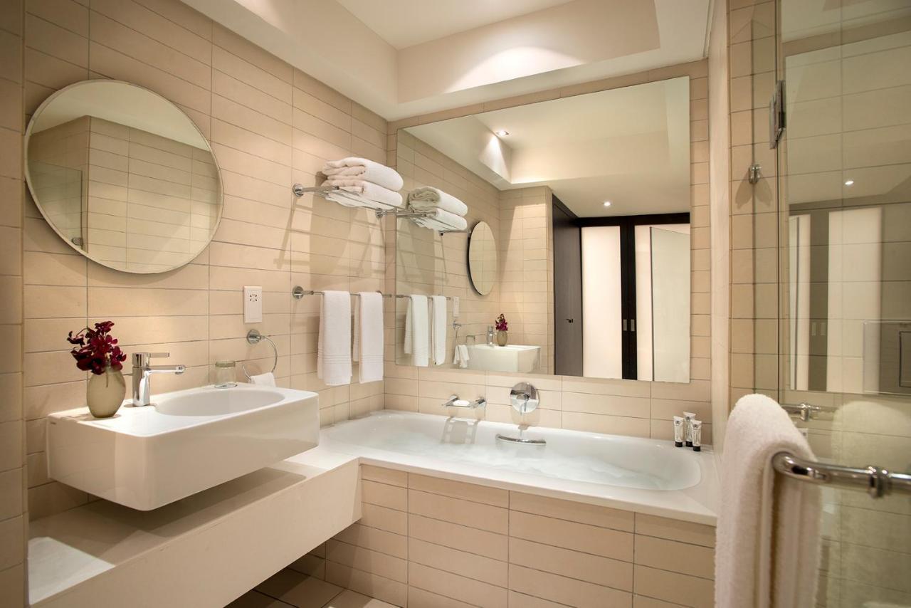 Luxury Double Room,1089395557:JPEG