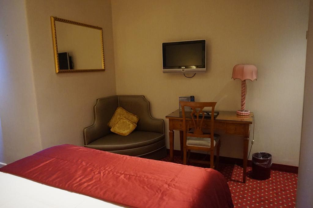 Quarto Duplo Econômico