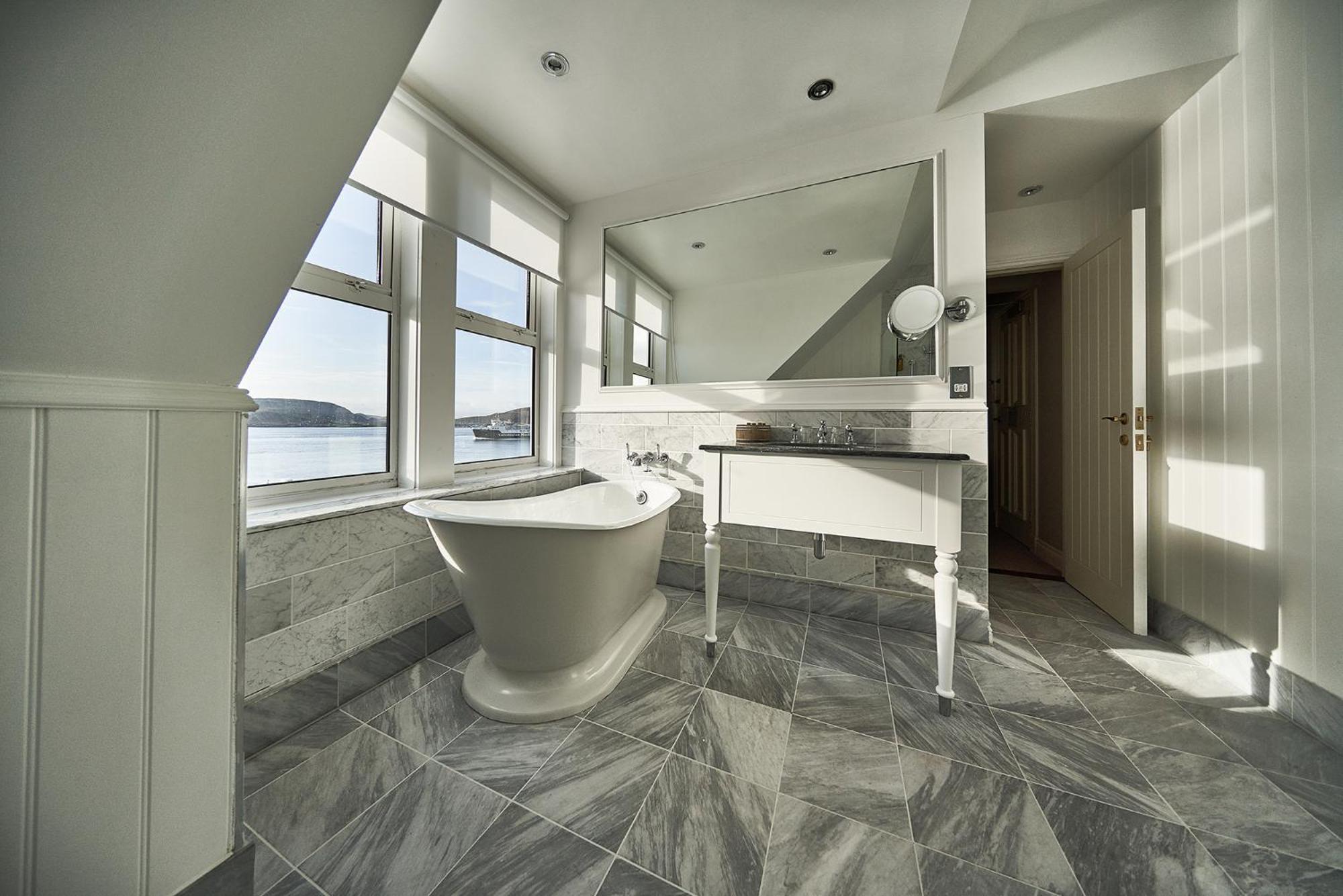 Bay View Junior Suite