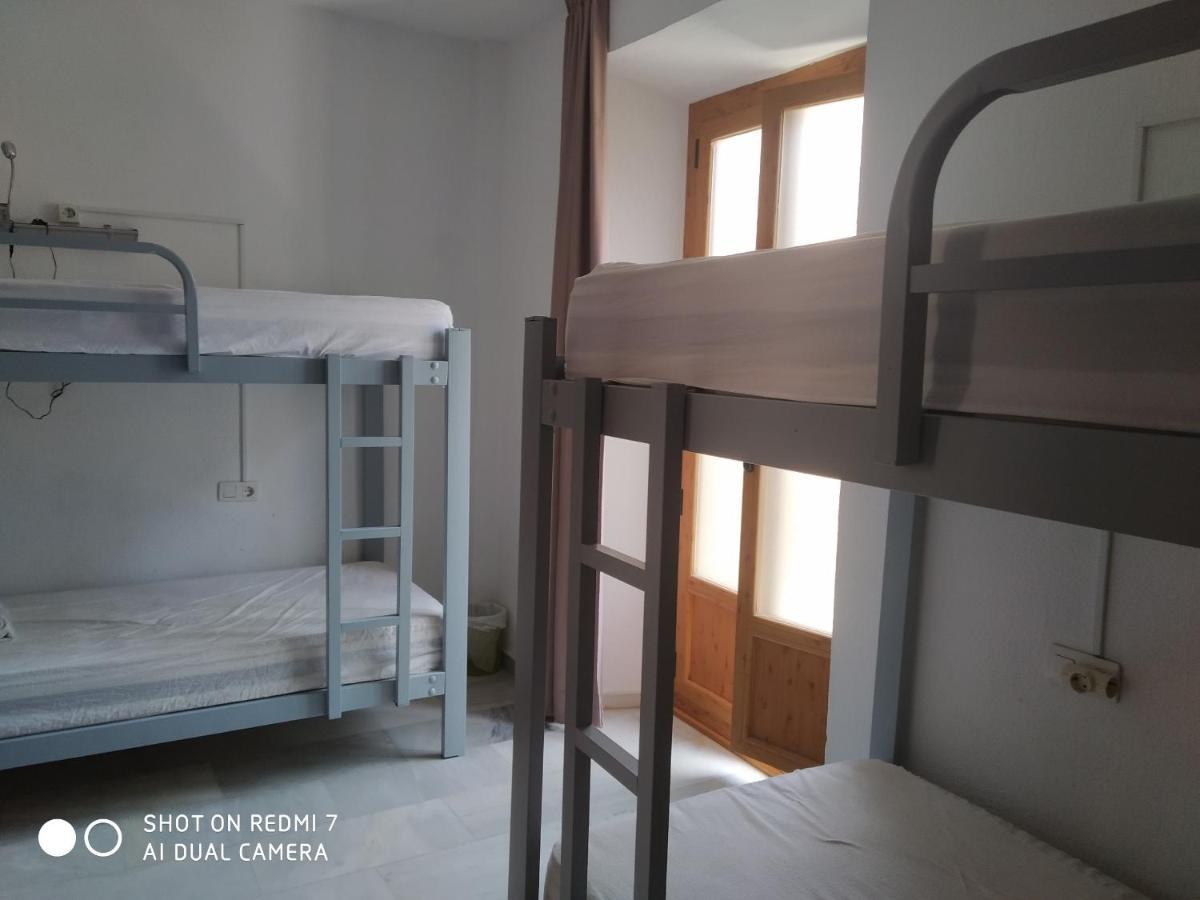 Bed 4-Bed Mixed Dormitory Room