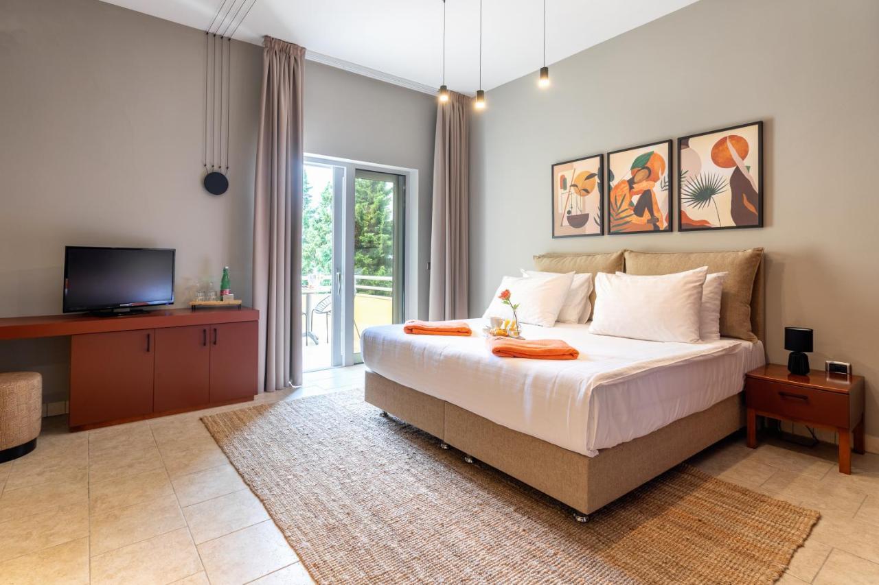 Superior Room Partial Sea View