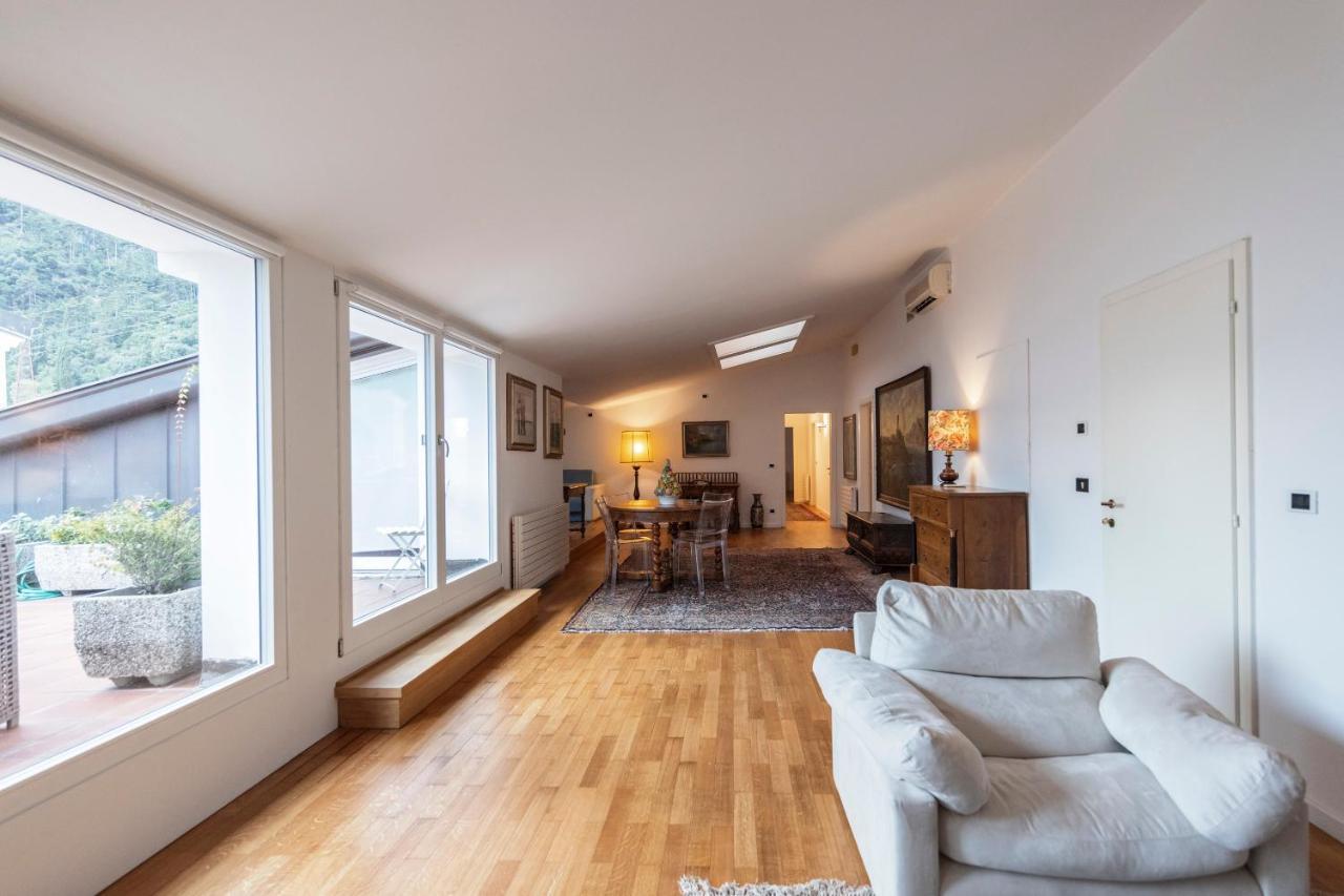 Apartment Terrace Lake View