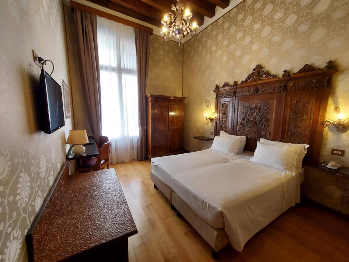 Classic Double or Twin Room