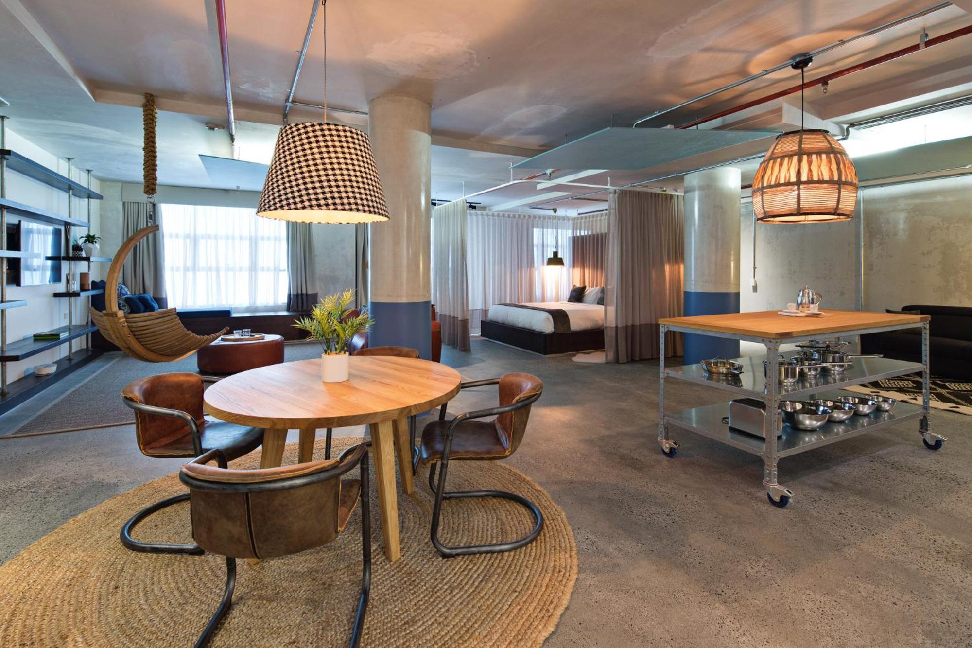 Luxury Plus Suite