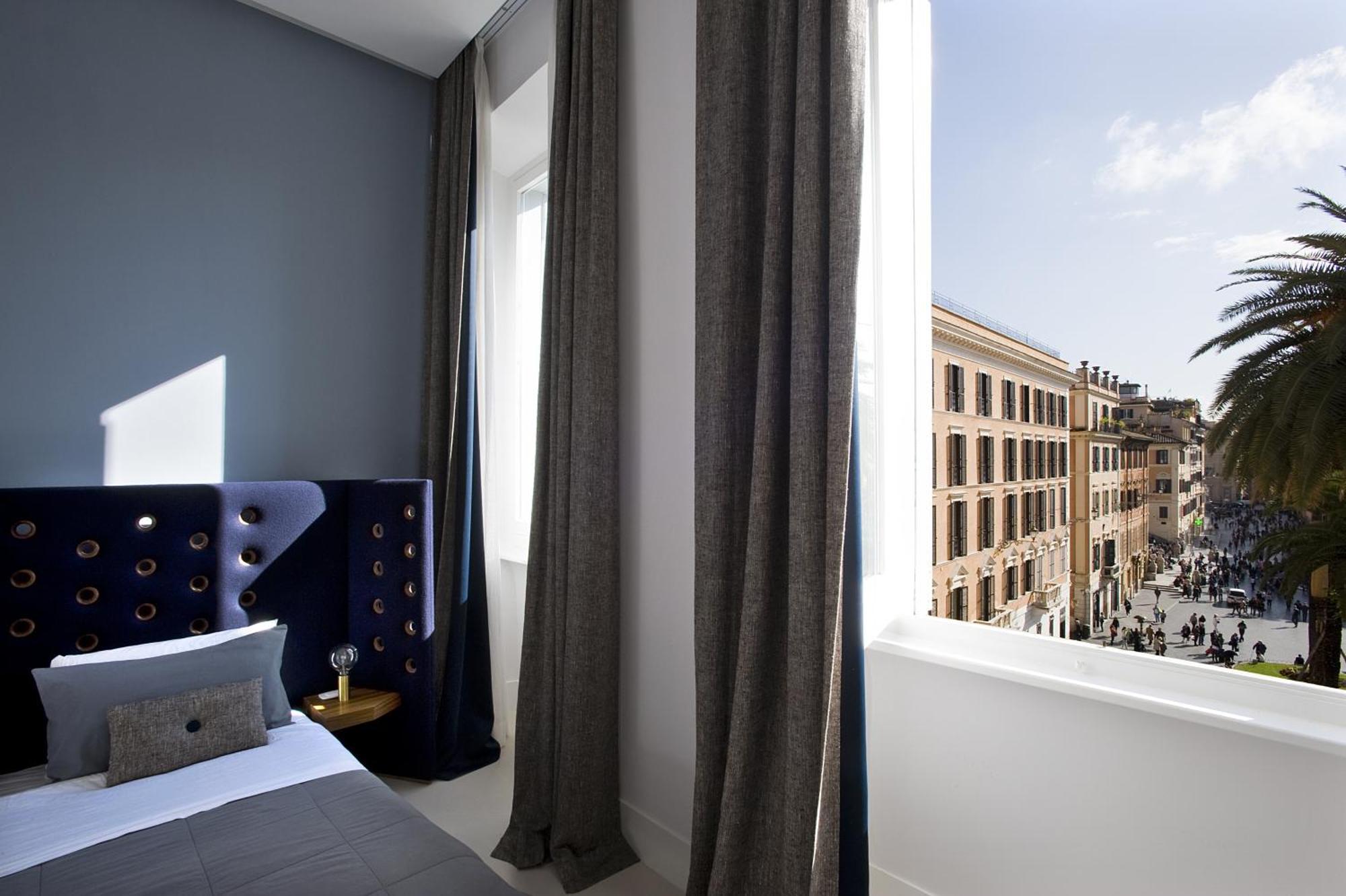 Junior Suite Landmark View