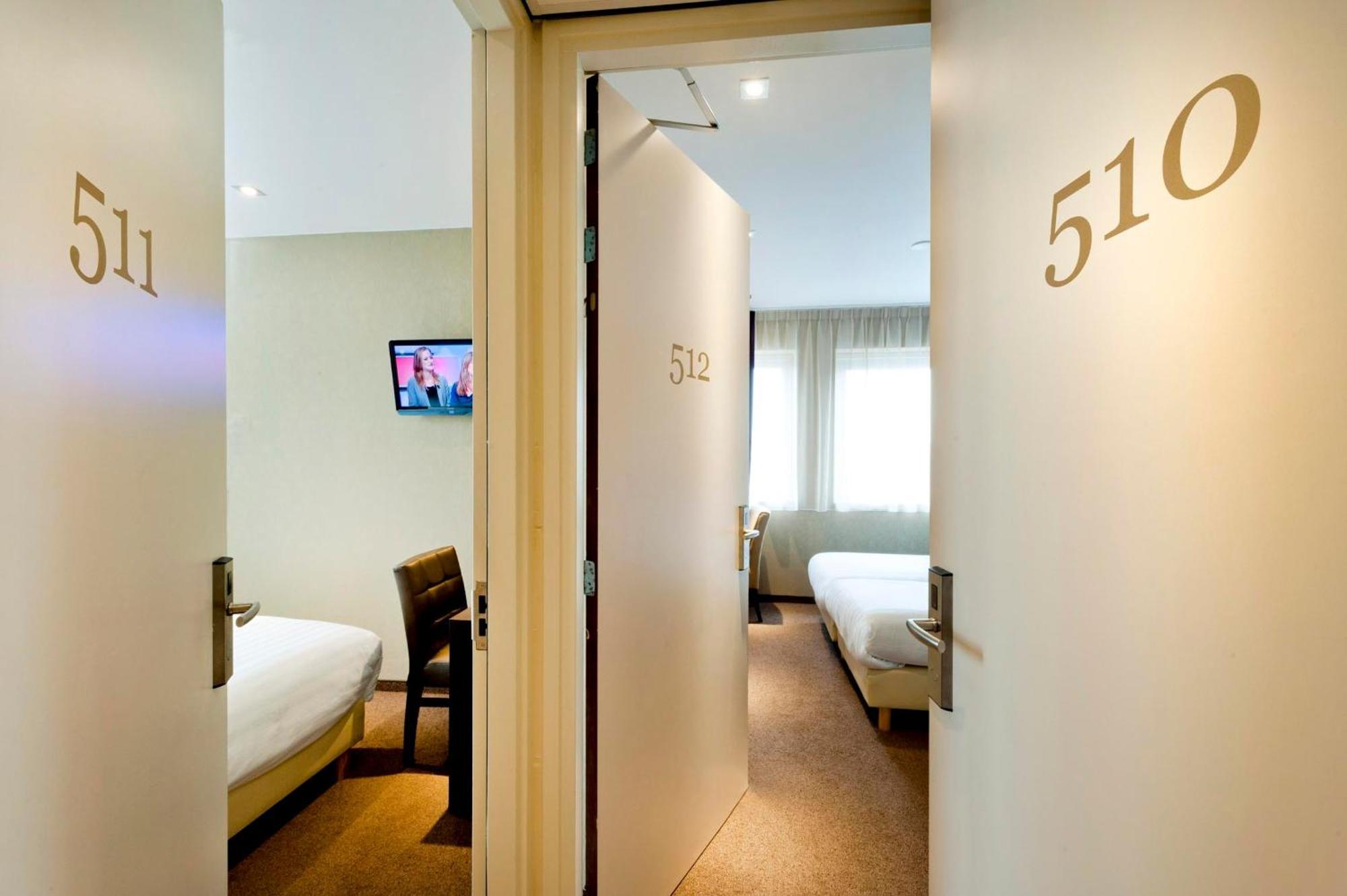 Two Connecting Double Rooms