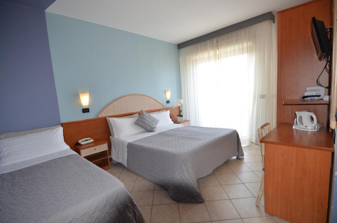 Classic Triple Room