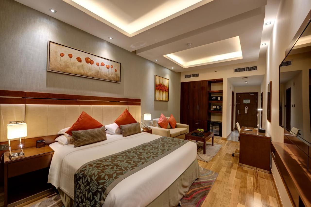 Deluxe King Room Late check-out 2 pm