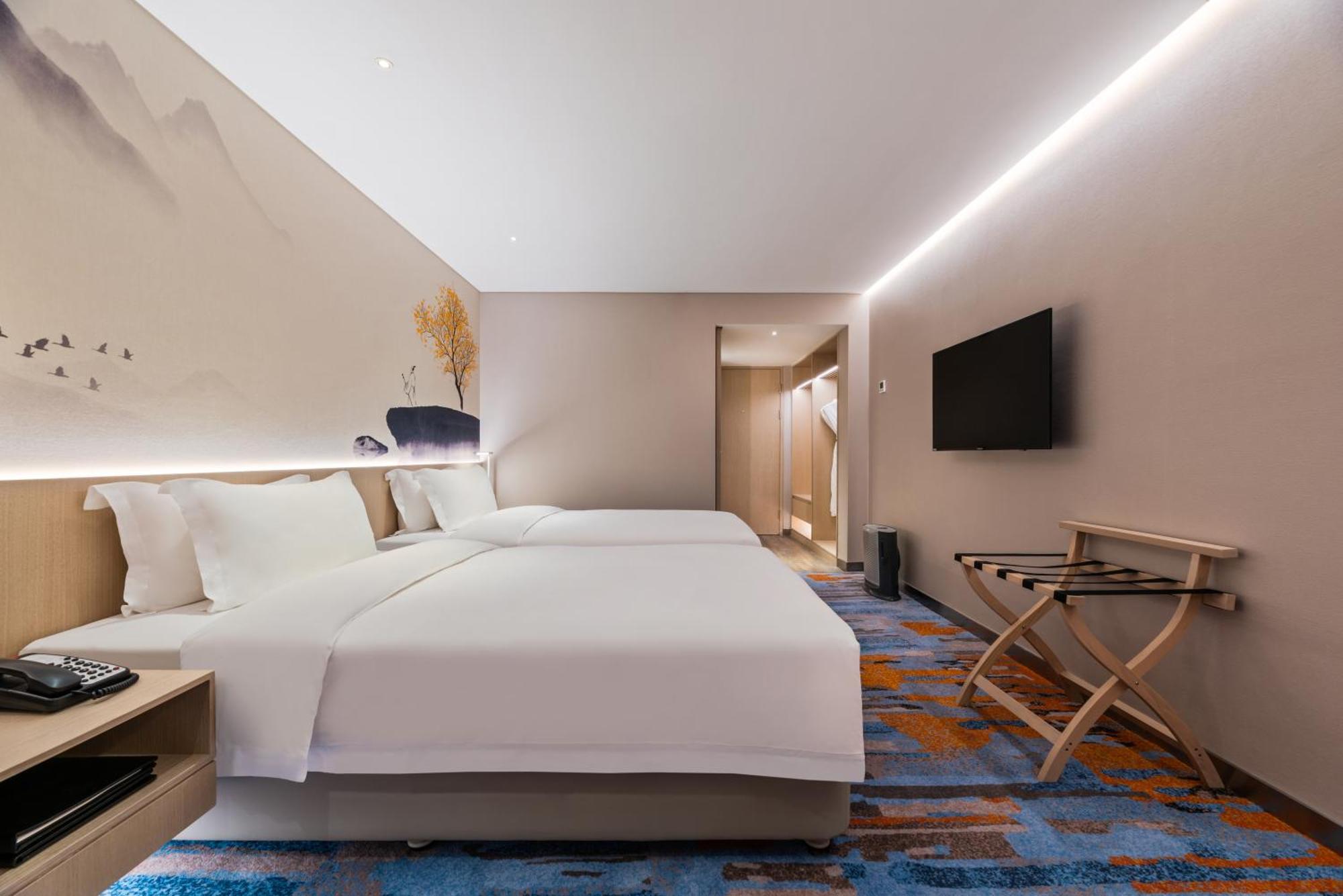 Superior Twin Room- Free soft drinks on the first day only