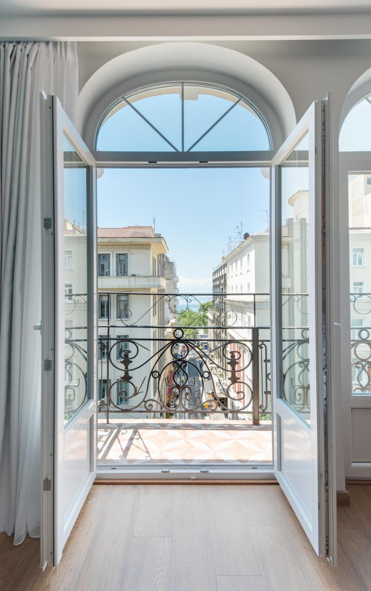 Large Partial Sea View Room