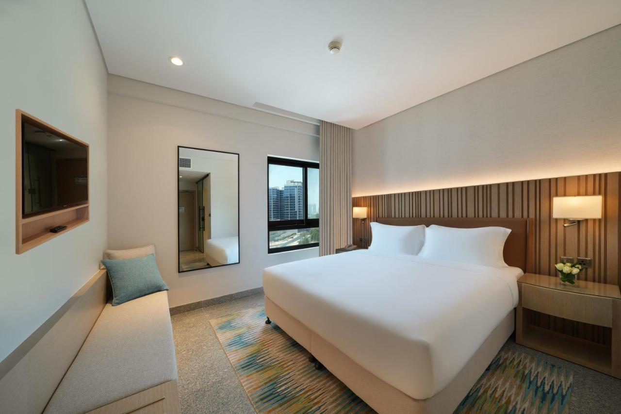 City View Room King Bed,1435811686:JPEG