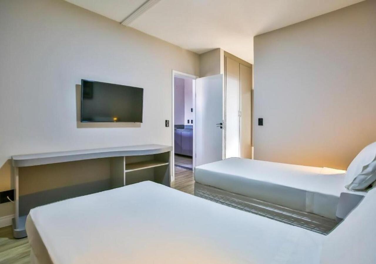 Superior Triple Suite,1307747320:JPEG