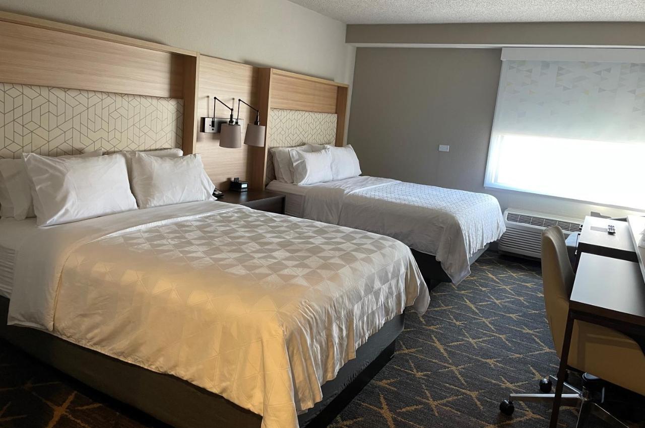 Standard Room Two Queen Beds
