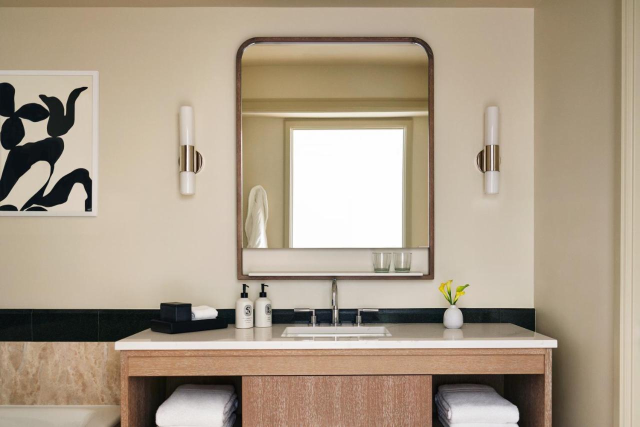 Premier Cityscape Room Double