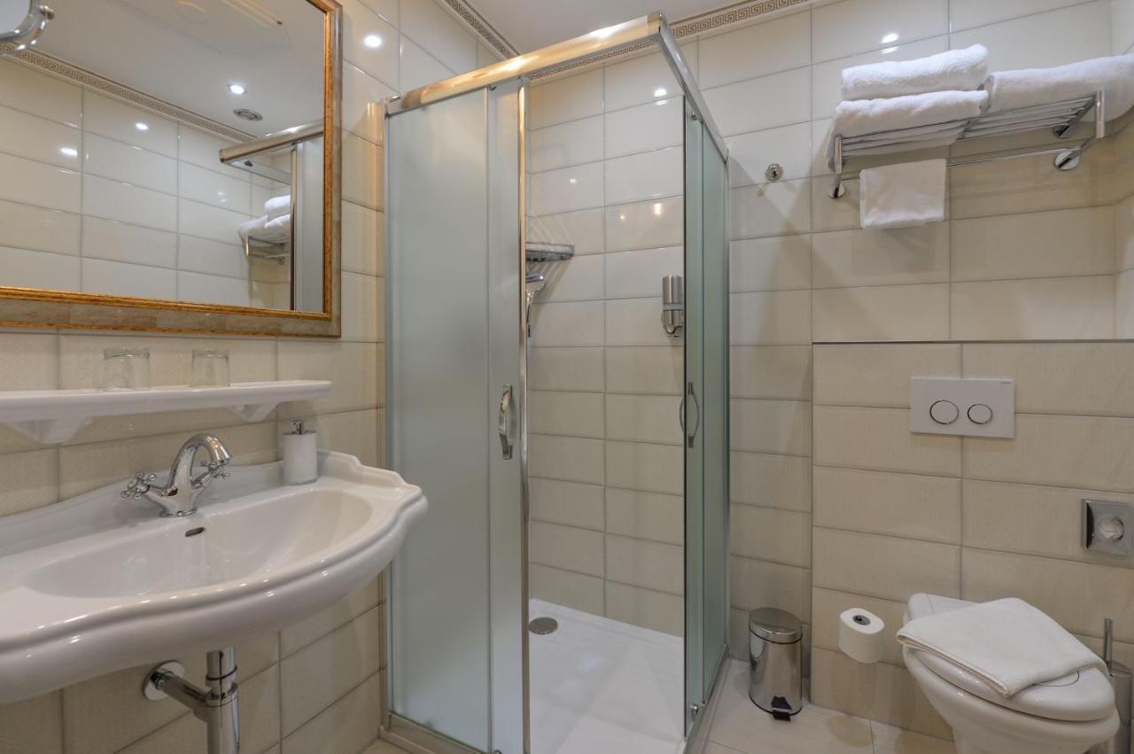 Small Double Room