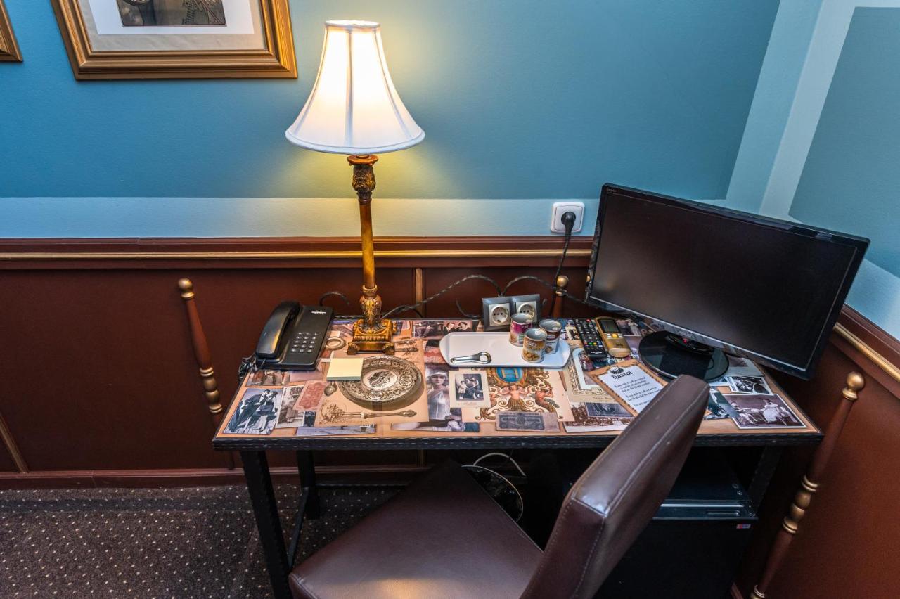 Small Double Room
