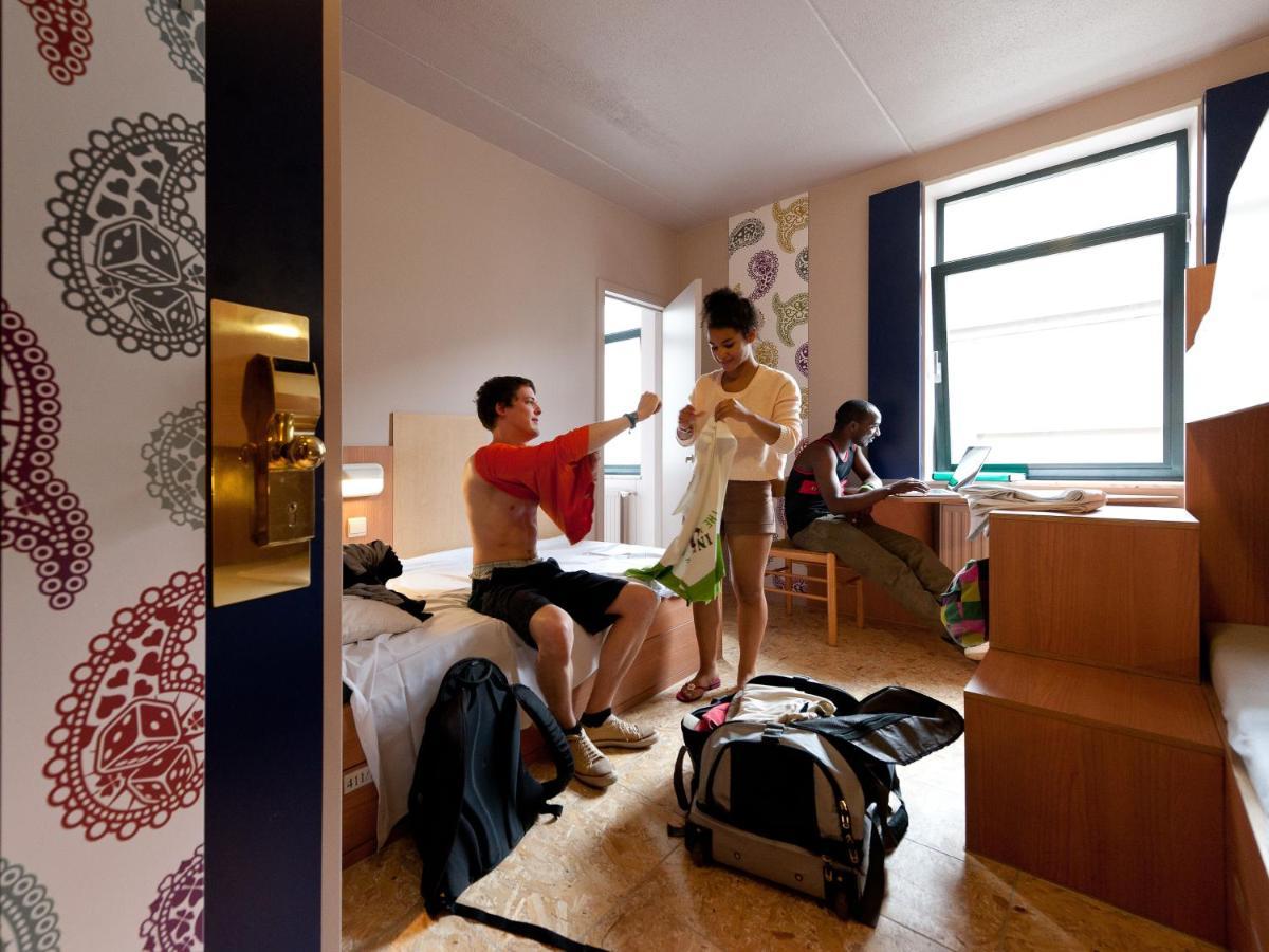 Bed 3-Bed Mixed Dormitory Room
