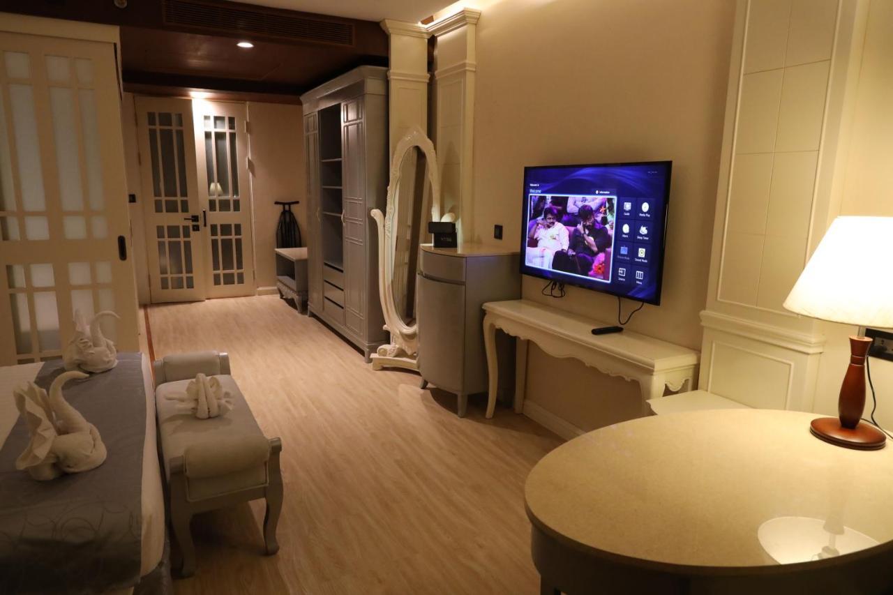 King Suite