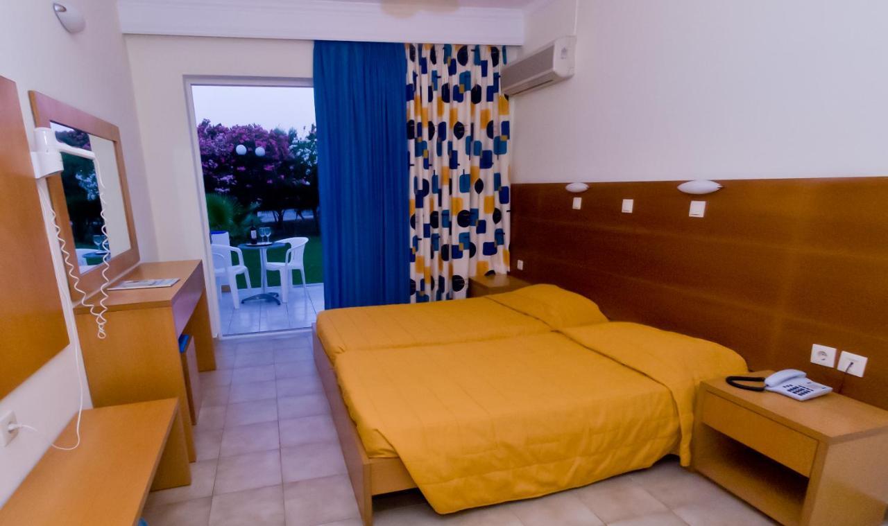 Standard Double or Twin Room Garden View