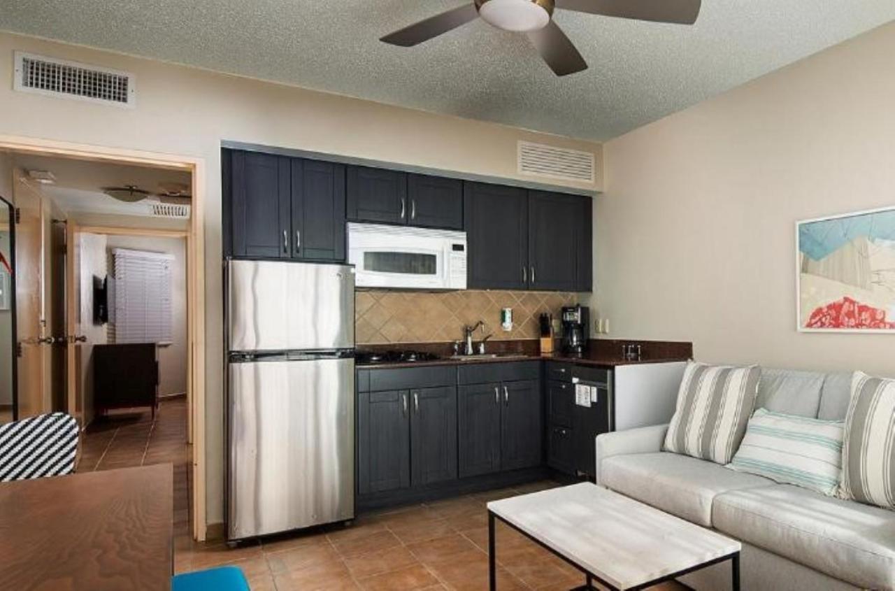 One-Bedroom Suite