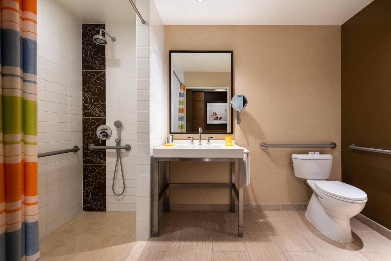 Deluxe King,1403042033:JPEG