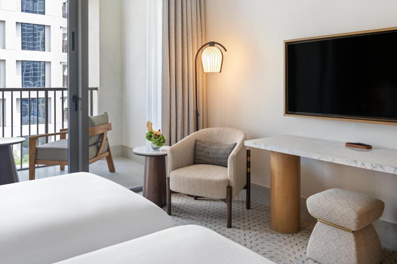 Deluxe Room Twin