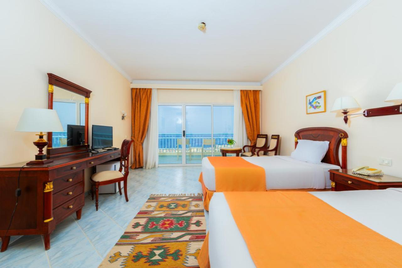 Deluxe Room Garden or Sea View
