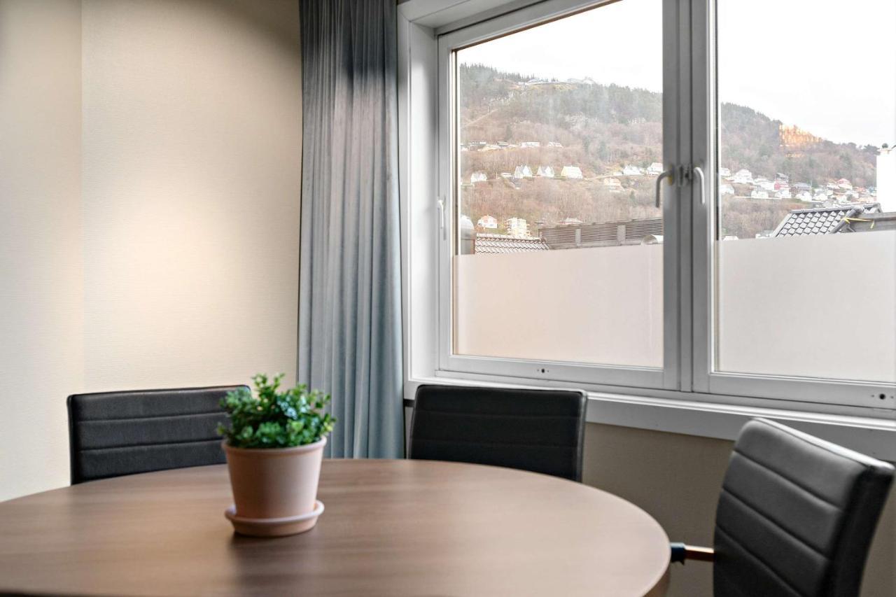 Two-Bedroom Apartment Non-Smoking