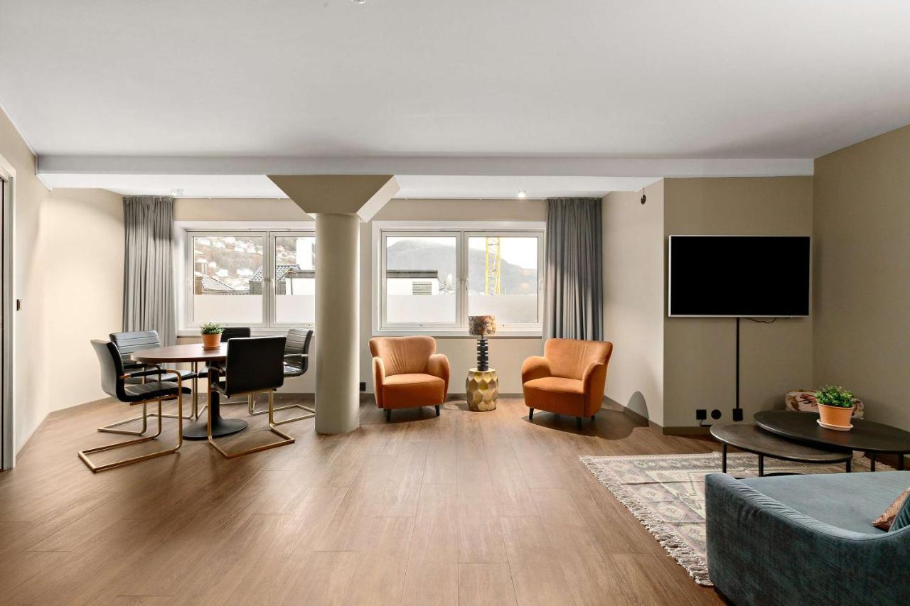 Two-Bedroom Apartment Non-Smoking