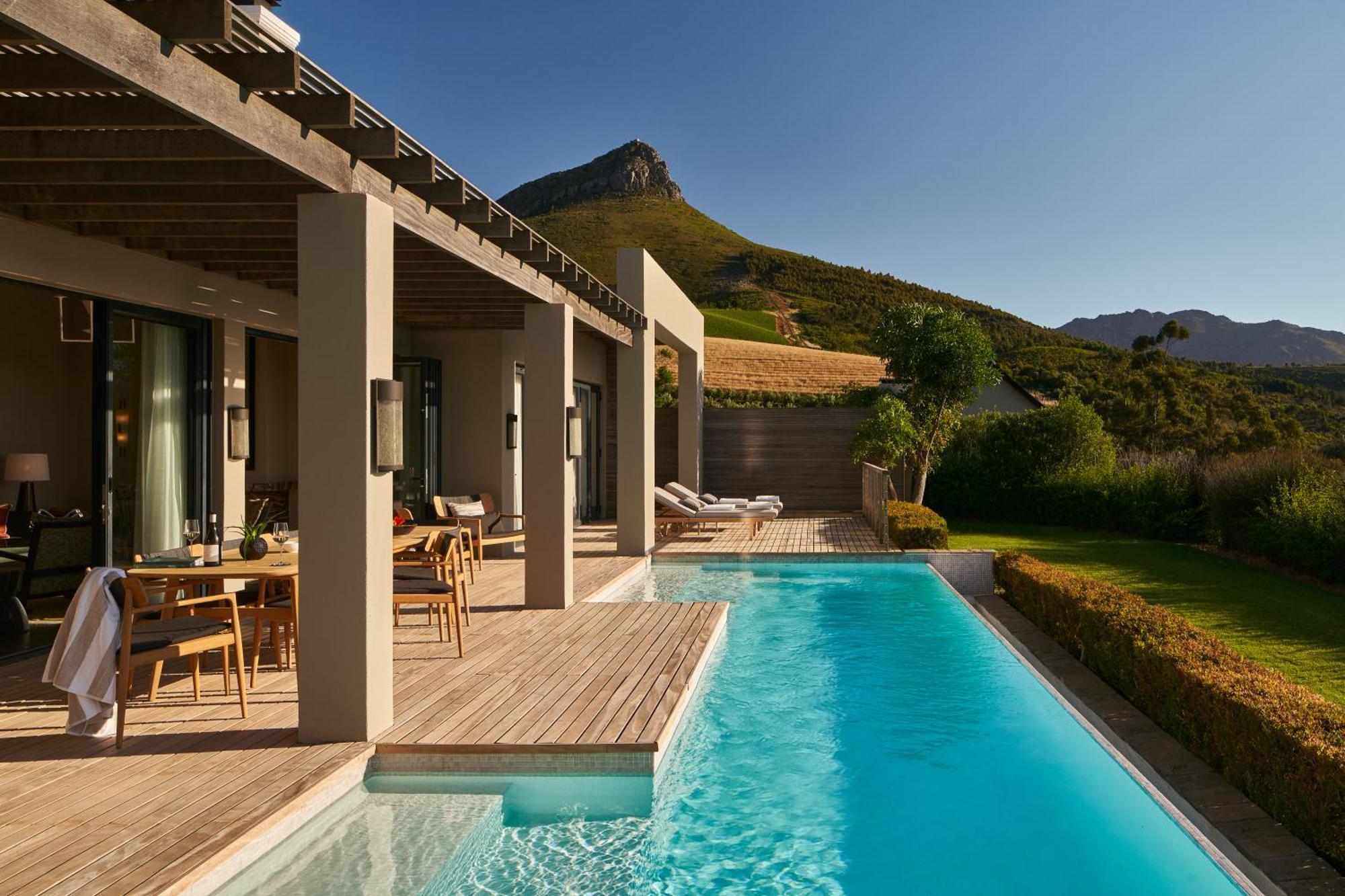 Presidential Villa Private Pool