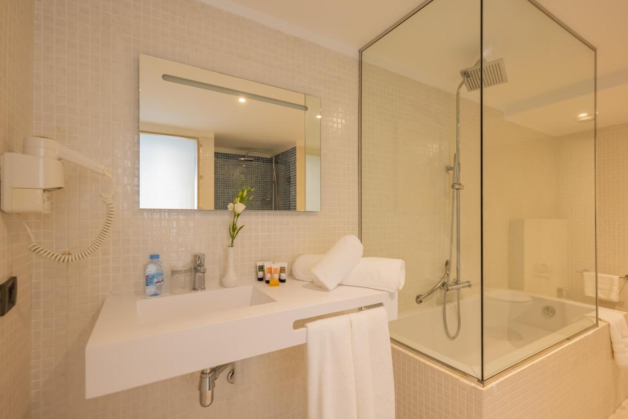 Family Duplex Suite One Bedroom