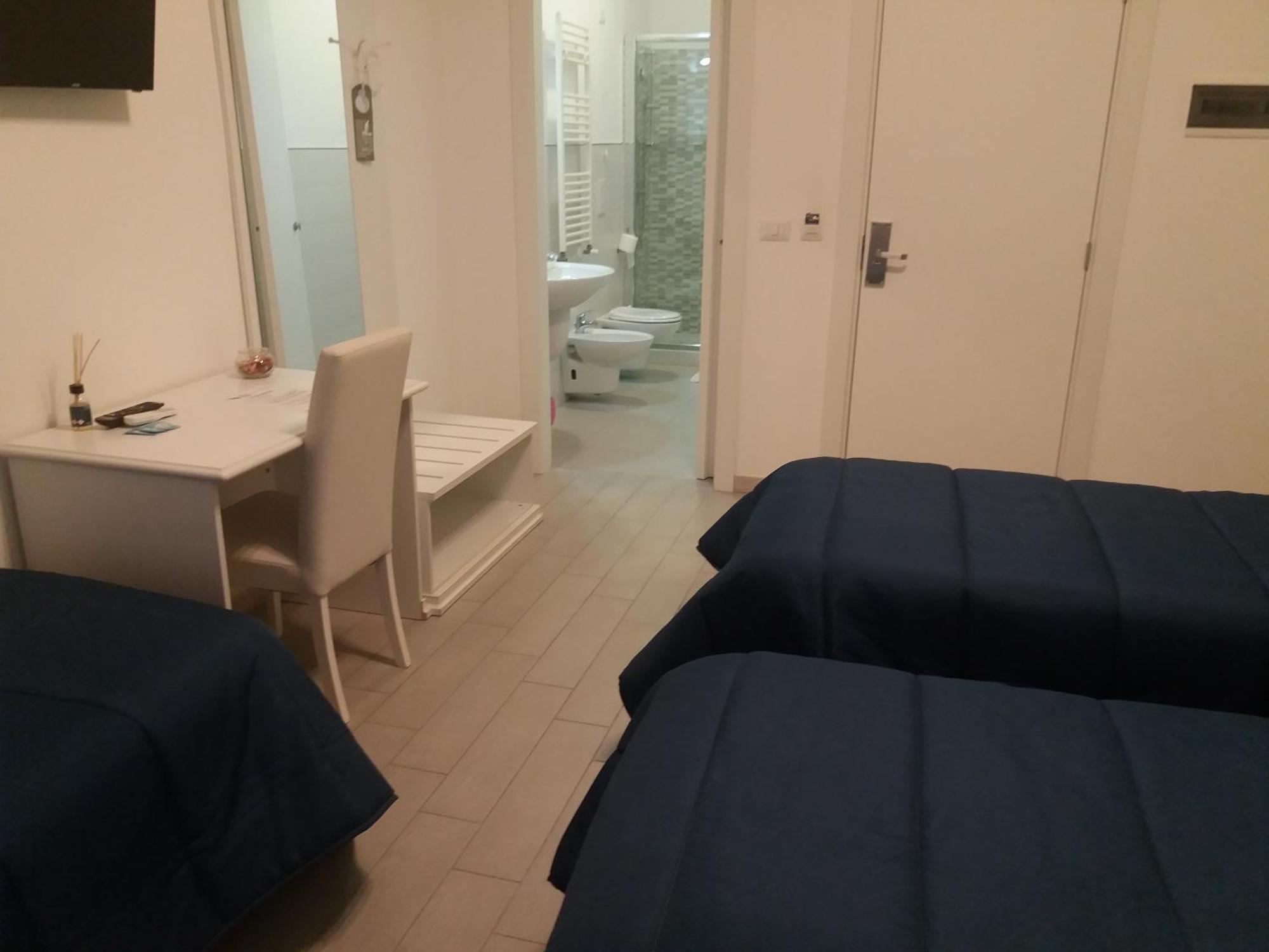 Comfort Triple Room