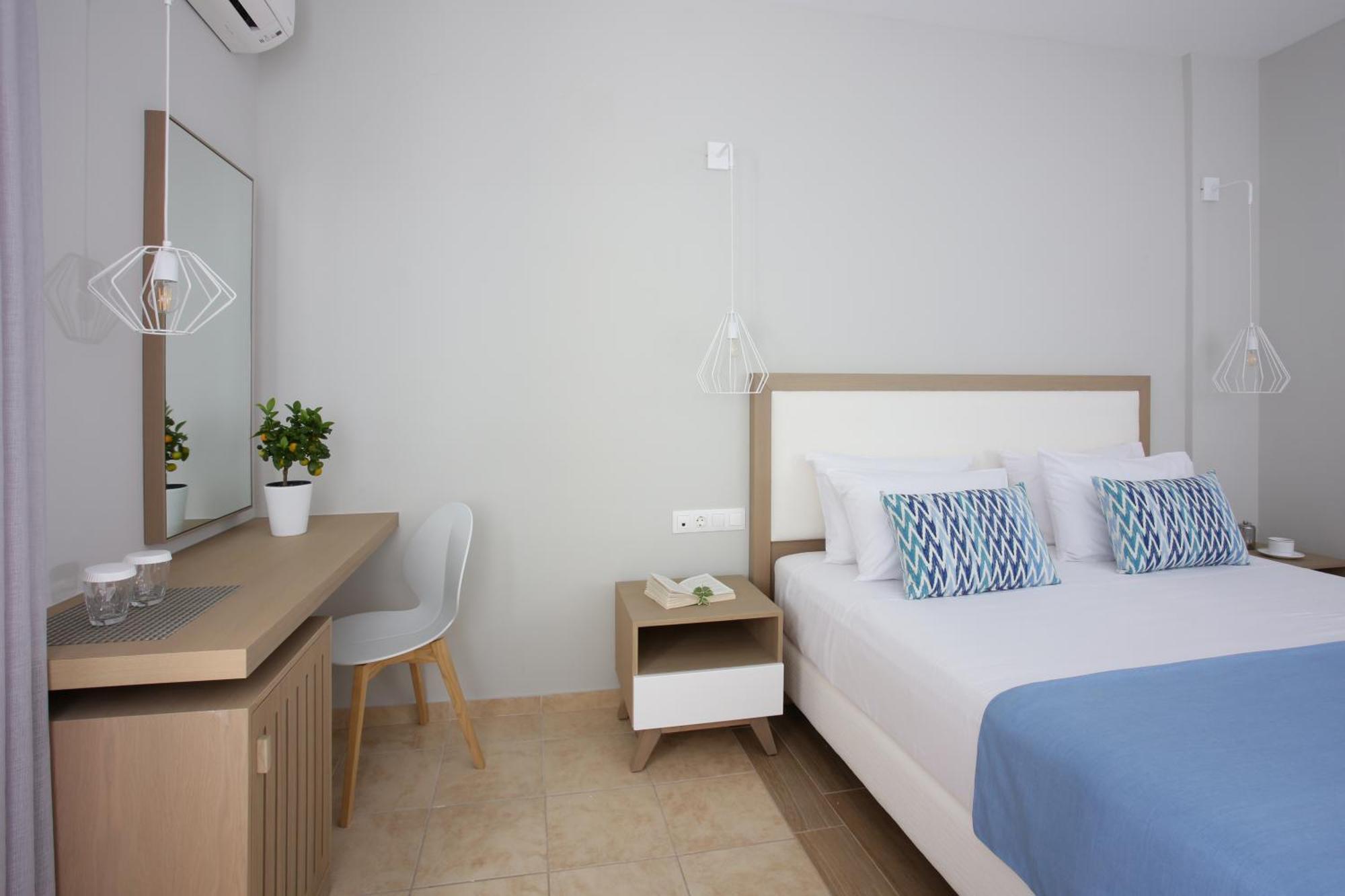 Superior Double or Twin Room Garden View
