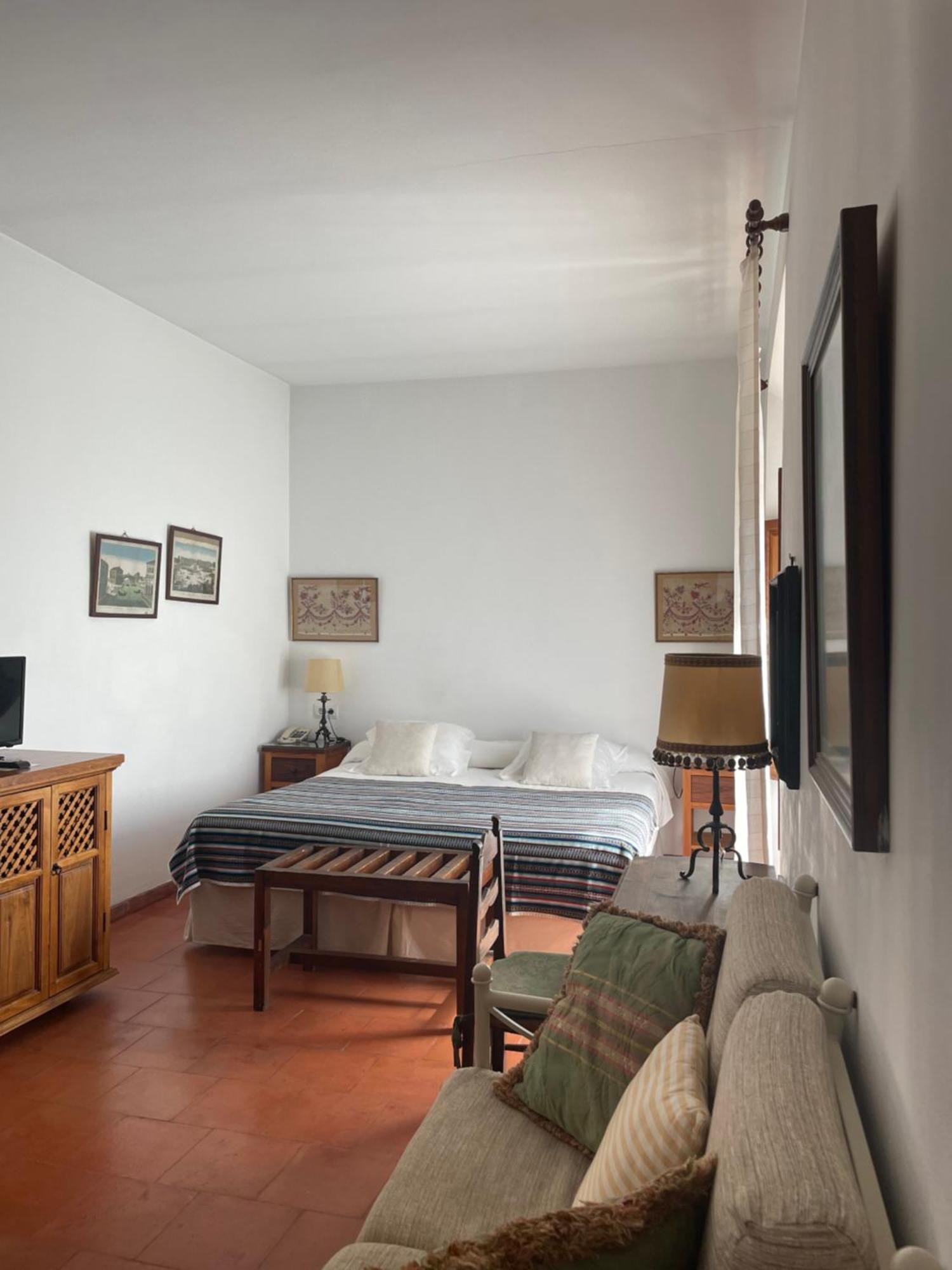 Superior Double or Twin Room Space