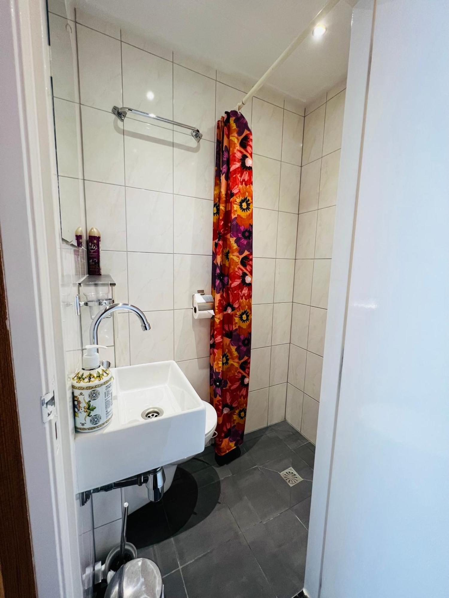 Budget Single Room