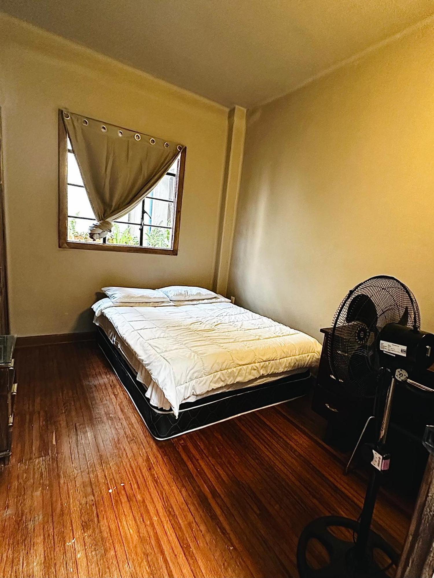 Double or Twin Room Private Bathroom