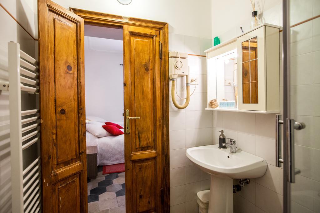 Triple Room Private Bathroom