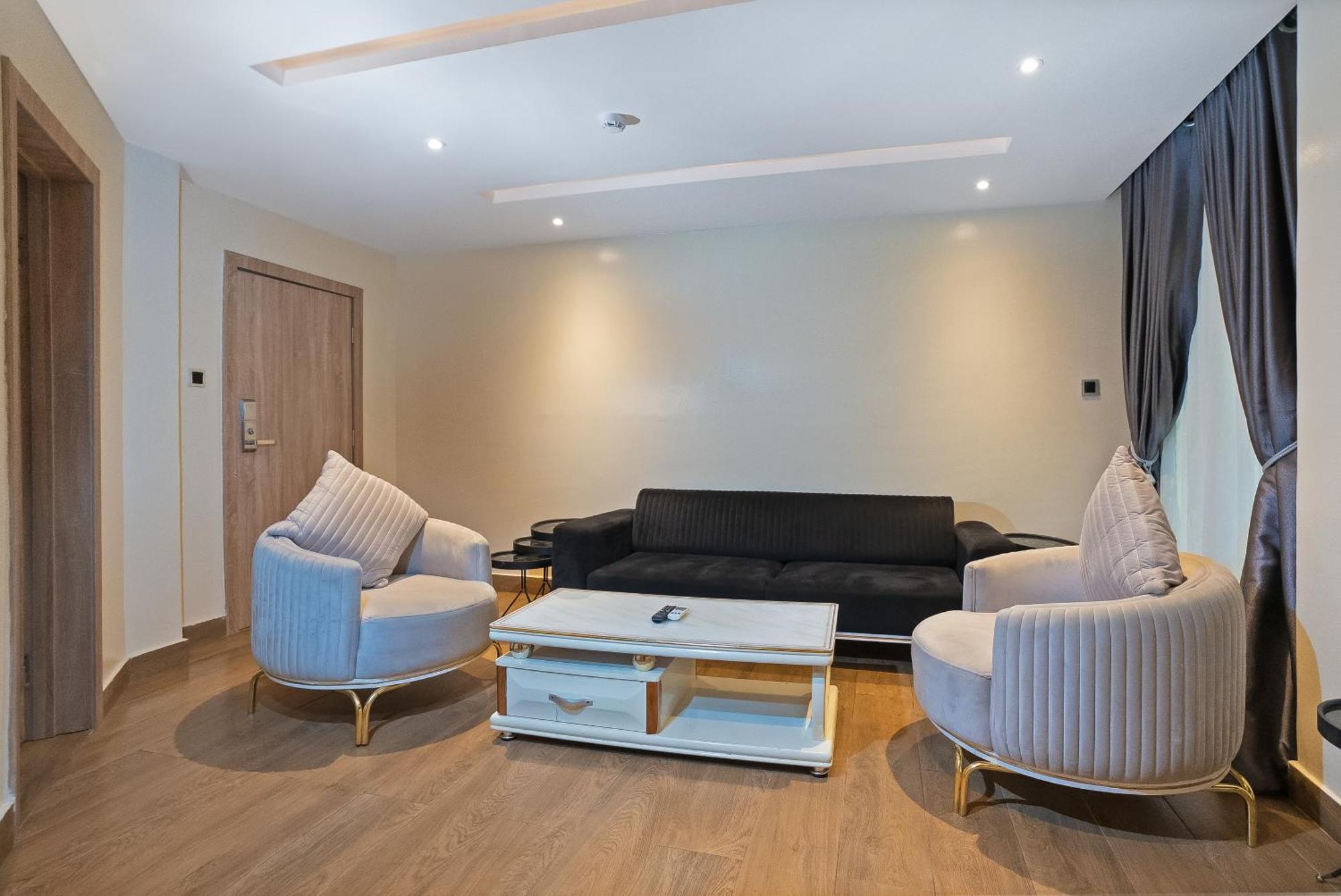 Standard Suite