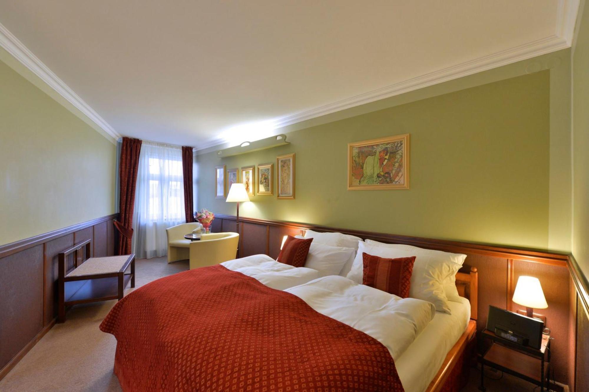 Classic Double or Twin Room