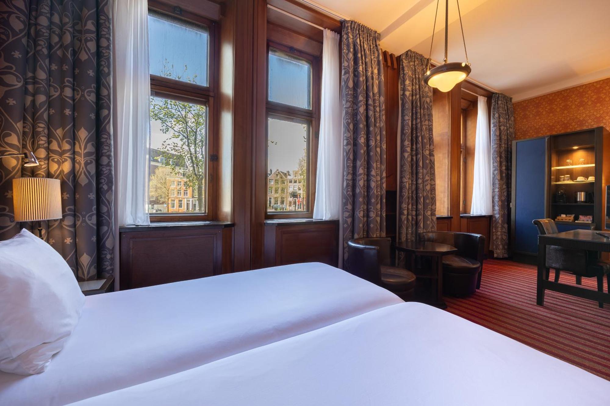 Deluxe Room Canal View