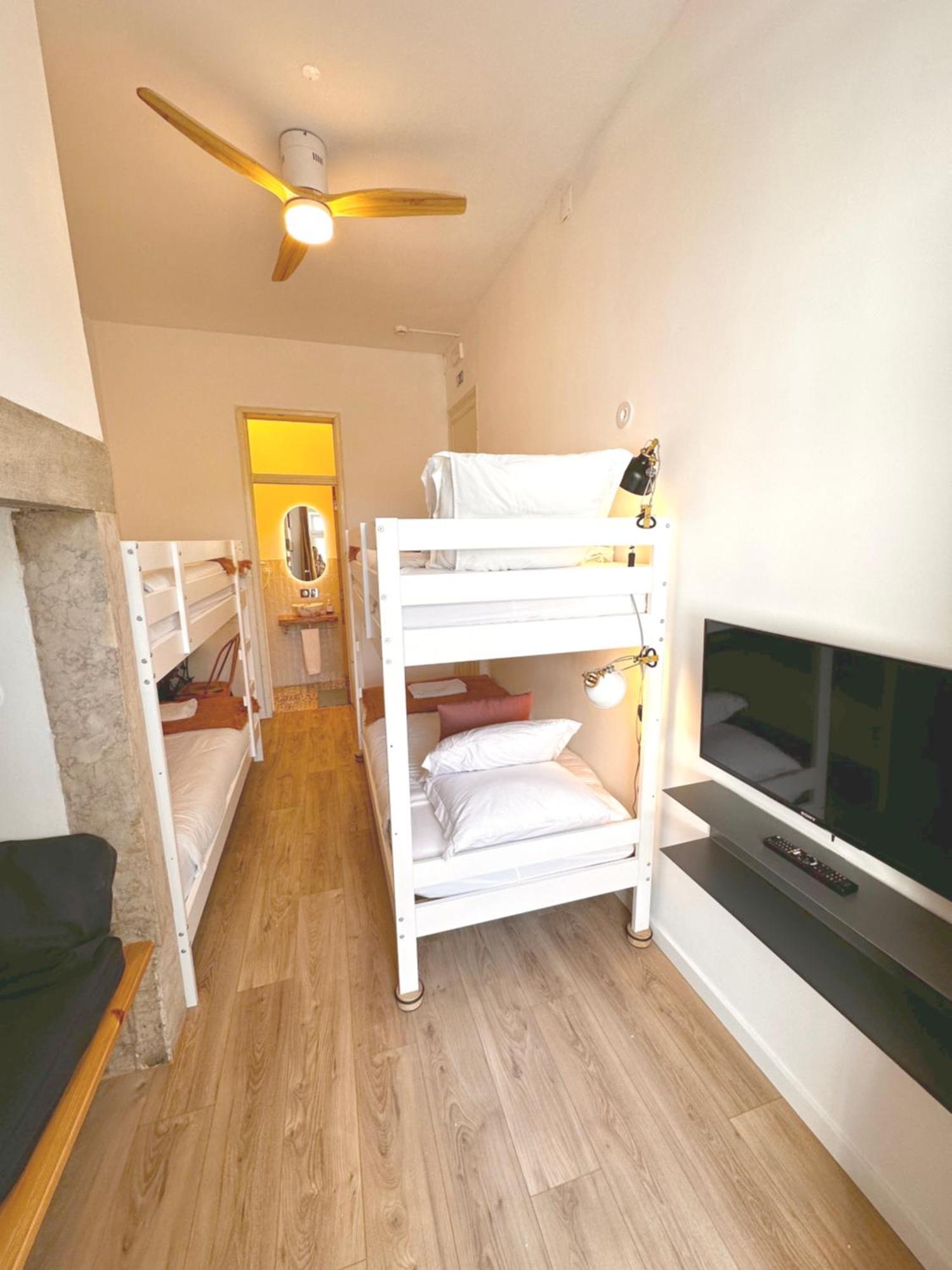 Quadruple Room Private Bathroom