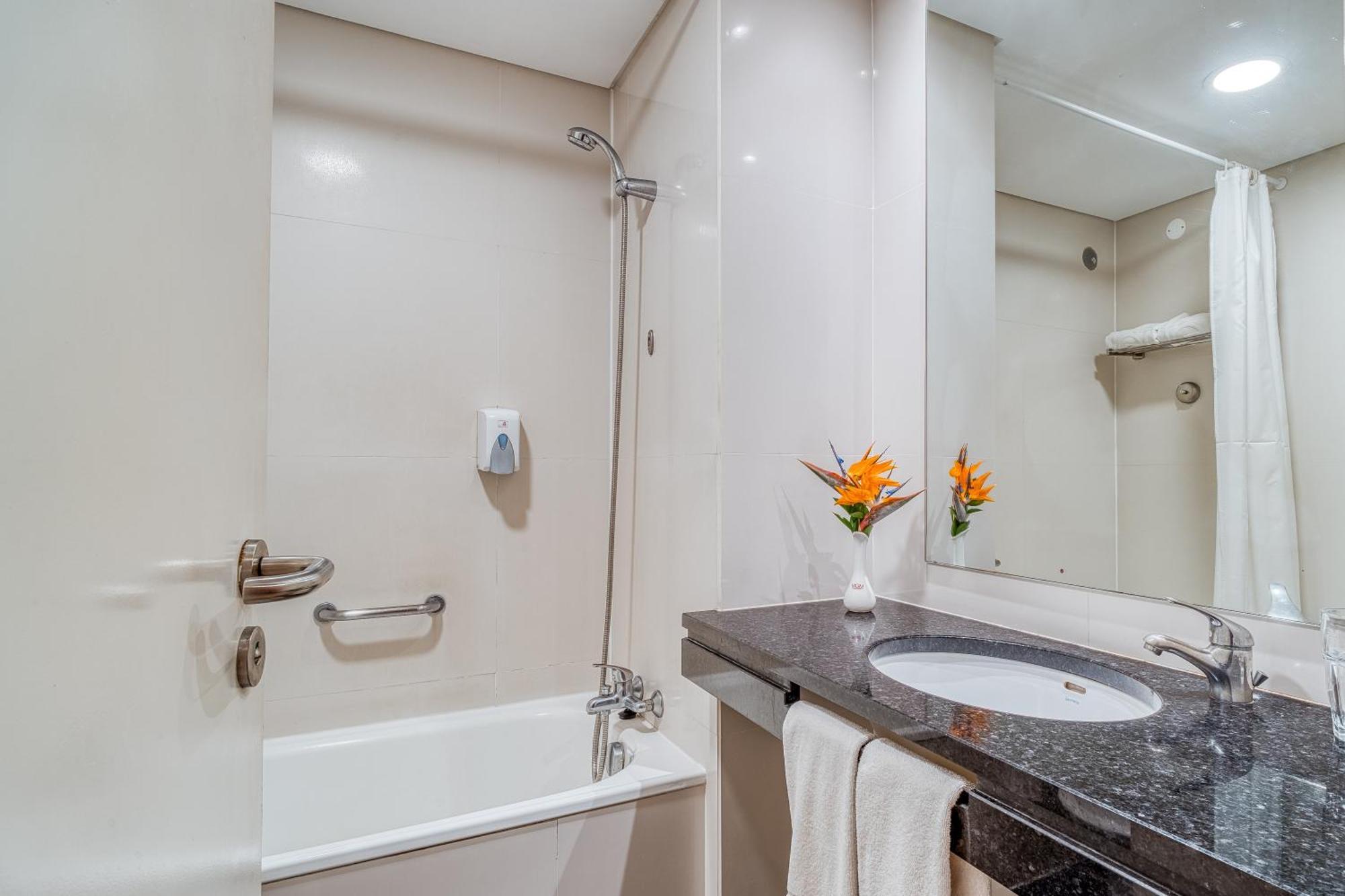 Standard Double or Twin Room Sea View
