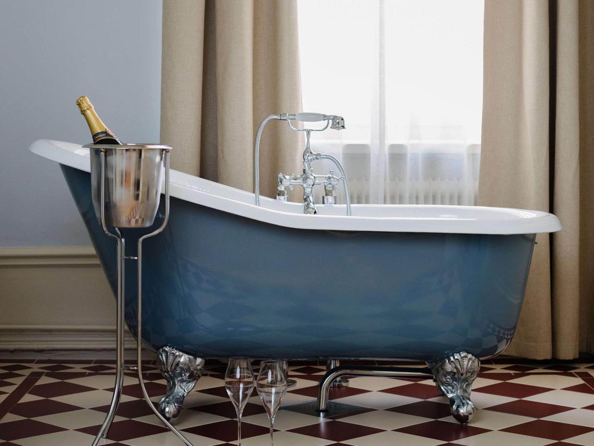 Executive King Suite