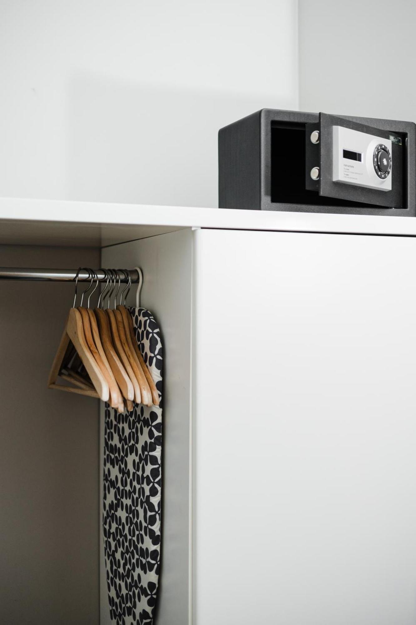 Superior Studio,1646341657:JPEG