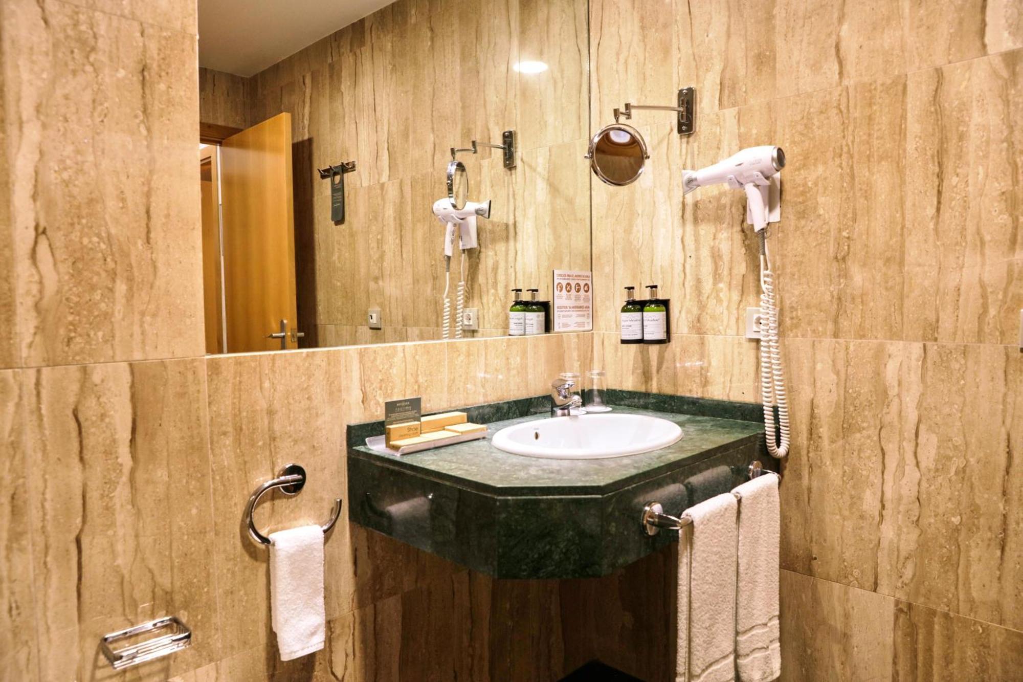 Habitación Doble Clásica