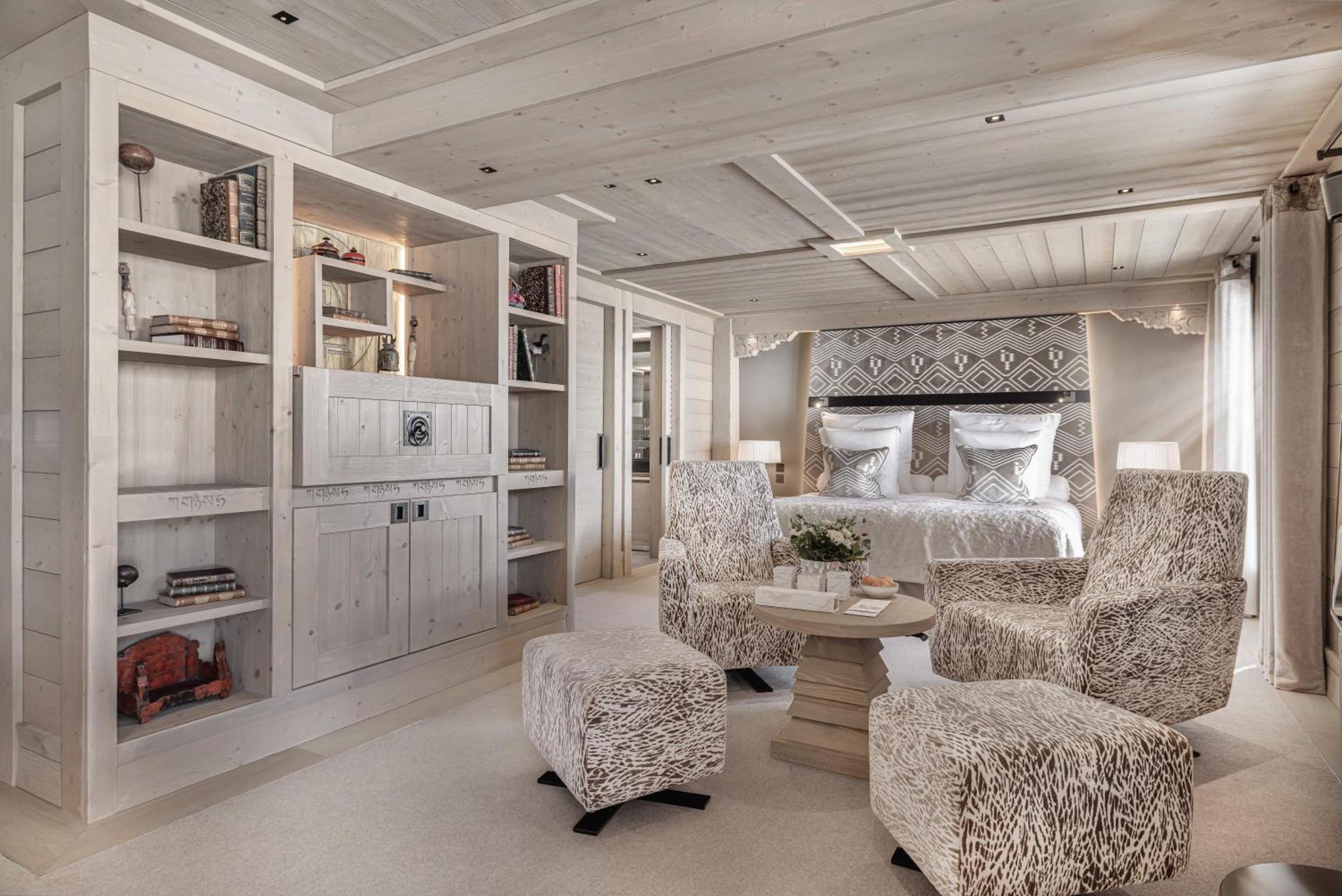 Deluxe Double or Twin Room