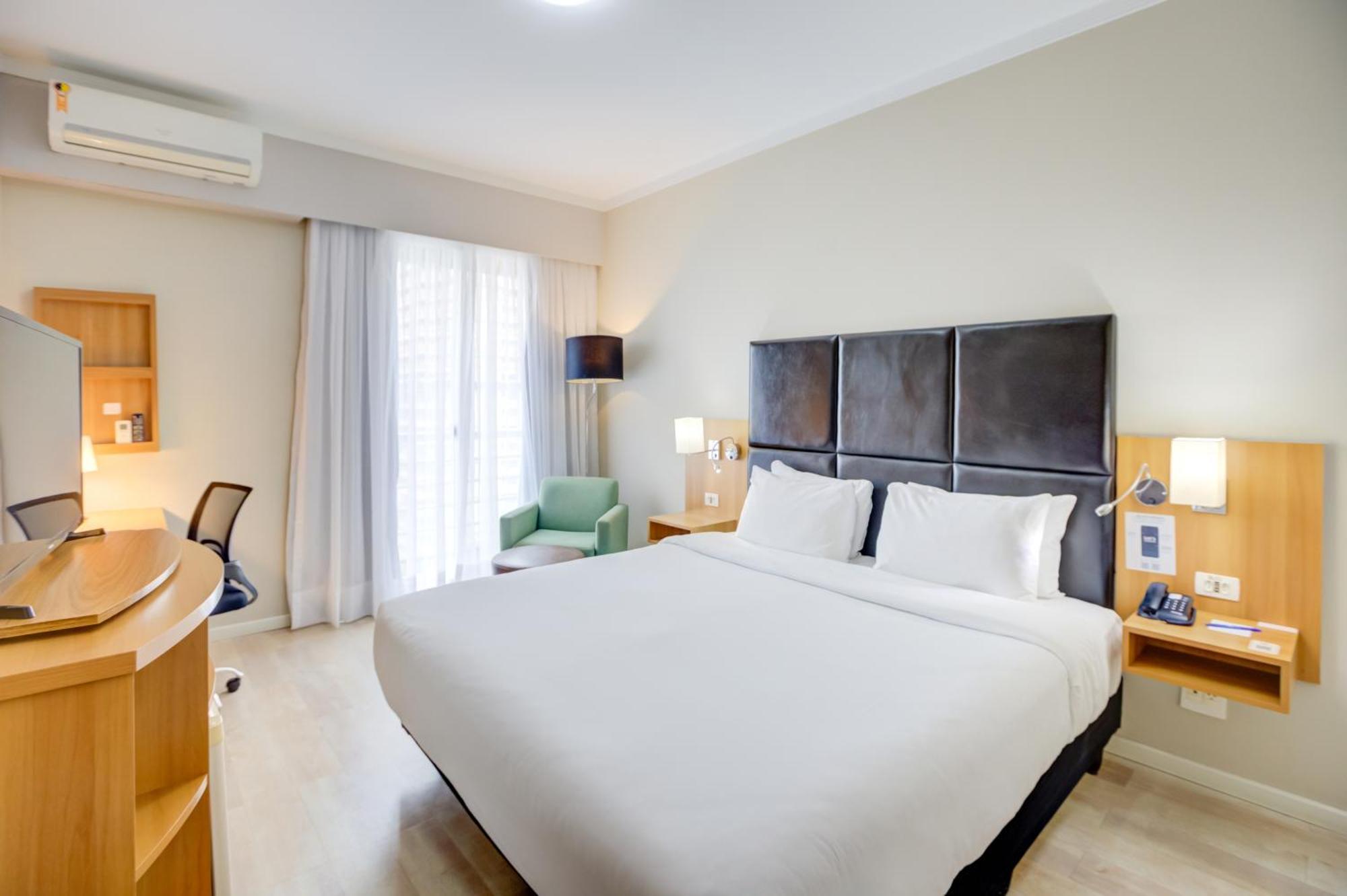 Deluxe Double Room,1765848833:JPEG