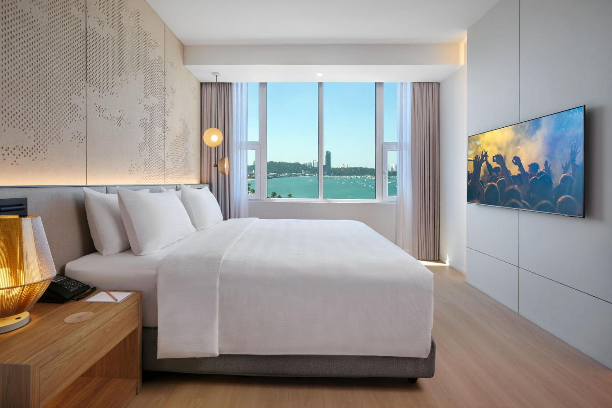 Silver Suite Family with Sea View
